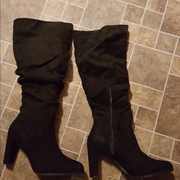 Siena Heeled Boots - Picture 4 of 8